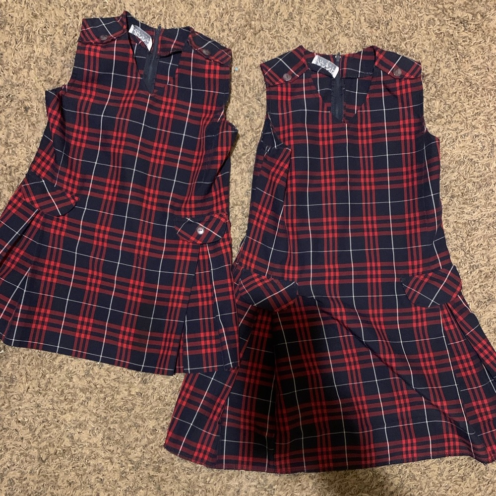 Dennis brand girls school uniform jumper- size 6/7- longer style still available